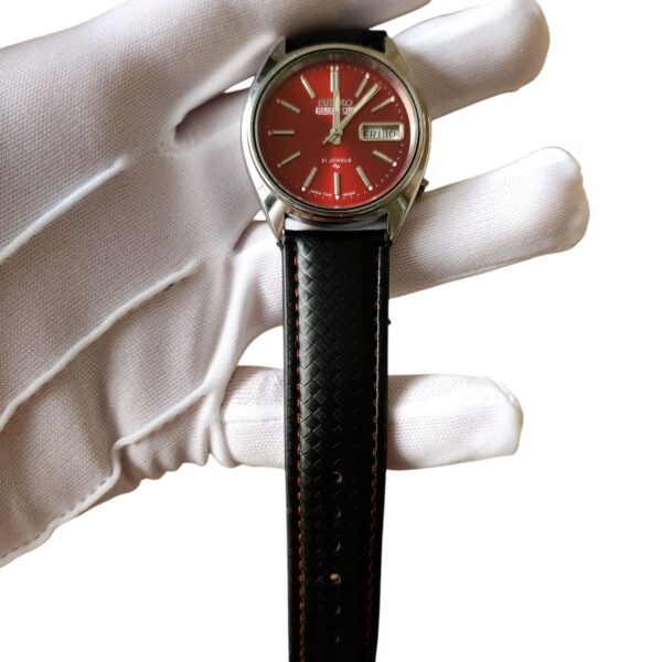 Seiko 5 Red Wine Dial Automatic 6319A 1980's Vintage MOD Watch - Image 4