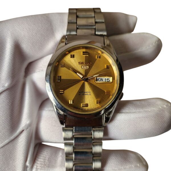 Seiko 5 Golden Patterned Sunray Dial Automatic 7S26B 2009 Watch - Image 2