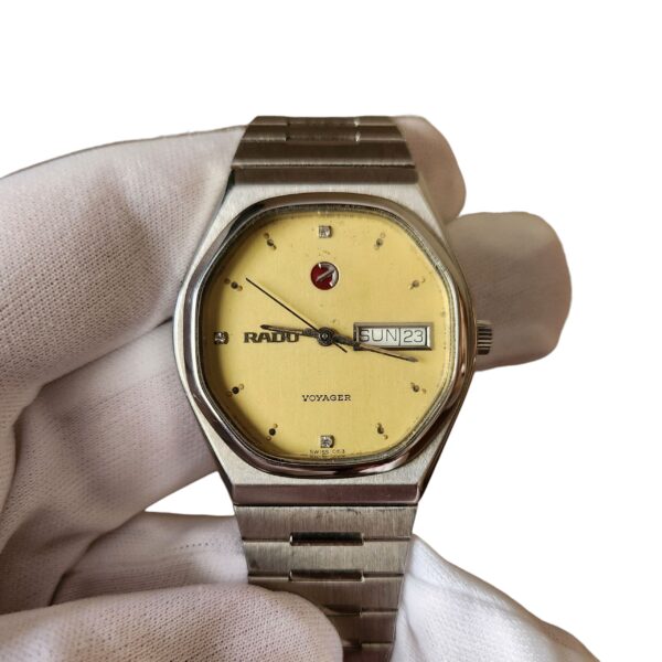 Rado Voyager Champagne Dial 293914781970's Vintage Watch