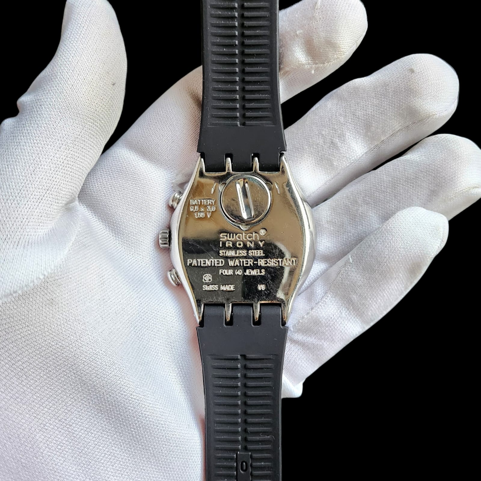 003 Swatch 42mm Men's Chronograph Watch - Image 4