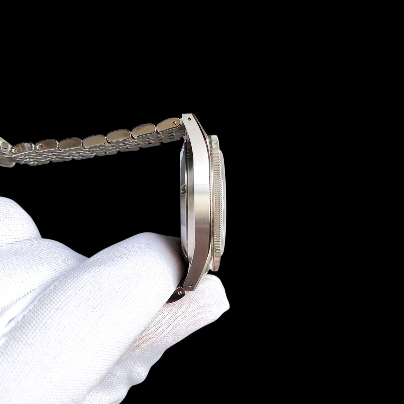 0004 San Martin SN0116-G-V6 GMT NH-34 39.5mm Blue Dial Watch Slightly Used - Image 6