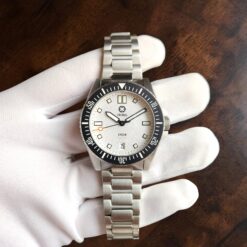 005 Erebus Origin Dive White Textured Dial Flat H-Link 38mm Watch