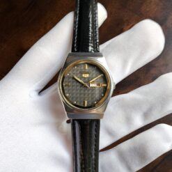 016 Seiko 5 Rare Pyramid Structured Dial 4206-0591 34mm Watch