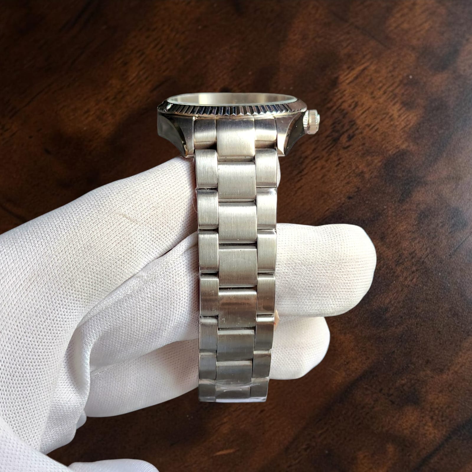 018 Venice Fluted Bezel Japanese Quartz Watch - Image 4