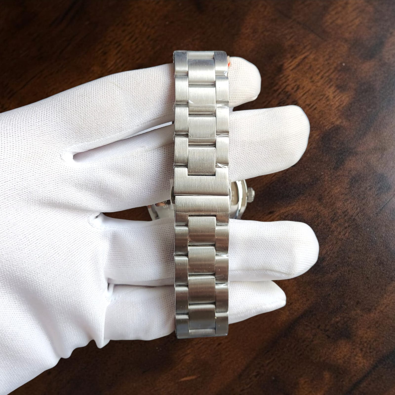 018 Venice Fluted Bezel Japanese Quartz Watch - Image 3