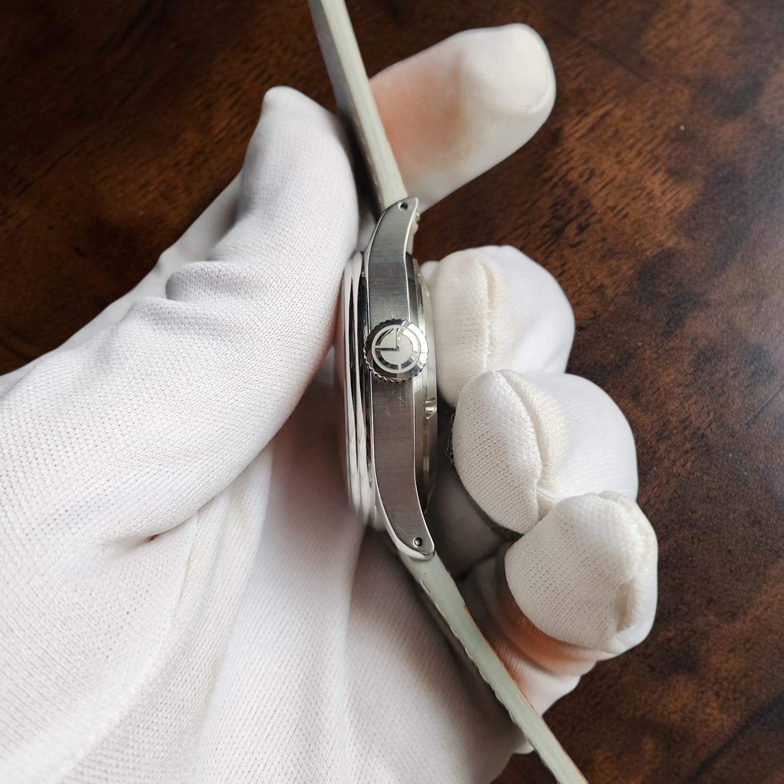 004 Merkur (Pierre Paulin) Jump Hour Salmon Dial Seagull ST17 Movement Inside - Image 4