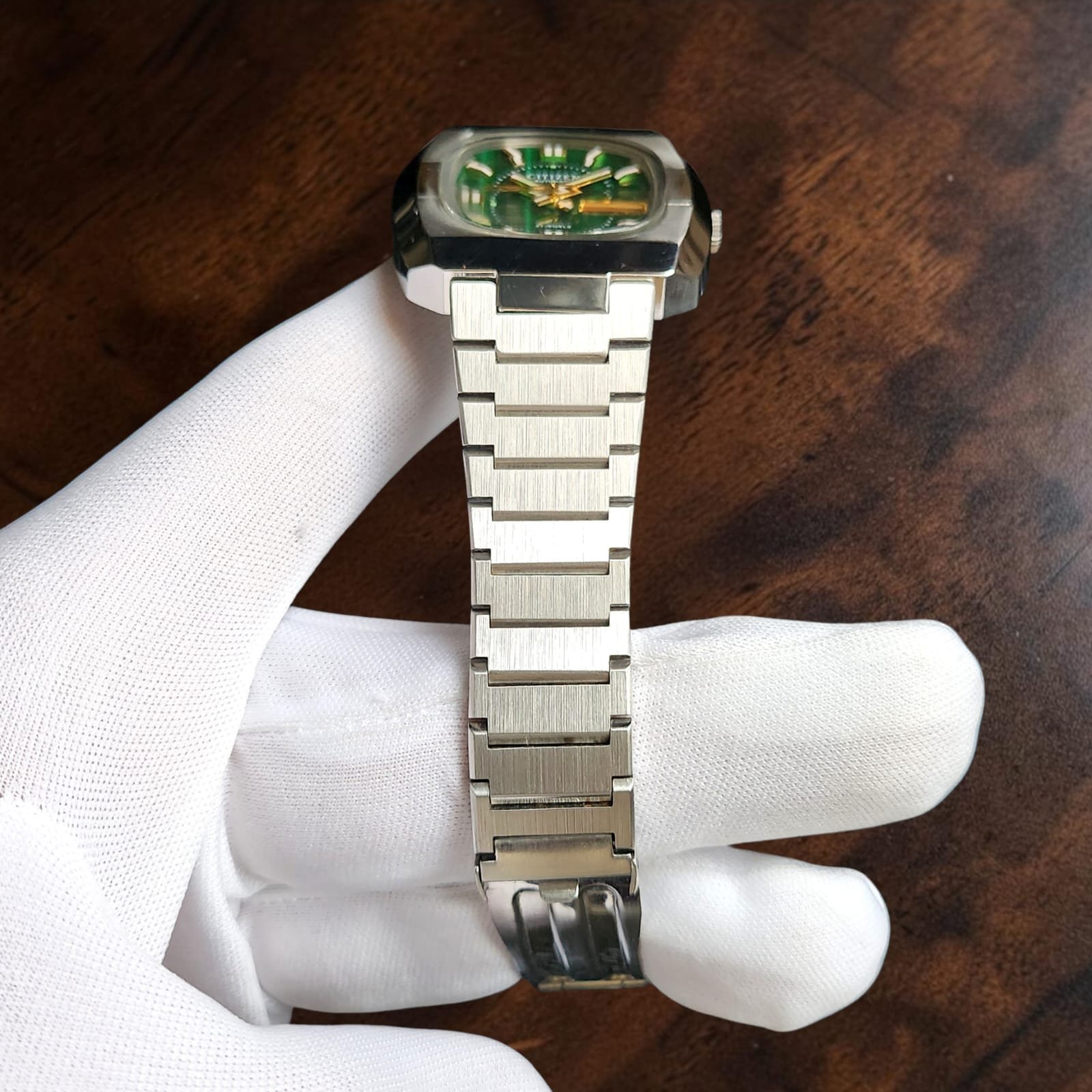 002 Citizen Automatic Green Elixir With Super Rare Emerald Gradient Dial - Image 5