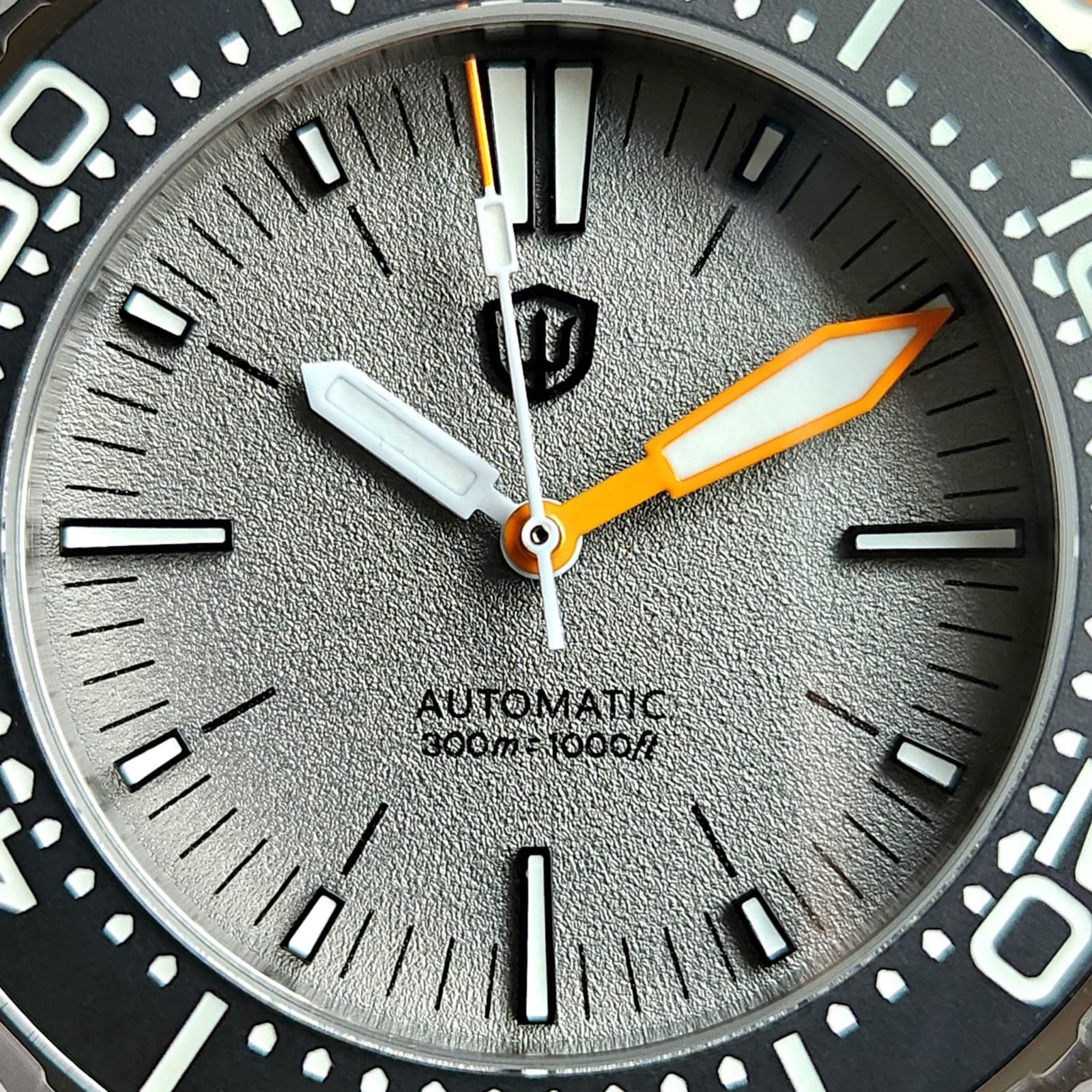 Watchdives WD1968 Classic Ploprof Homeage Textured Silver Dial - Image 2